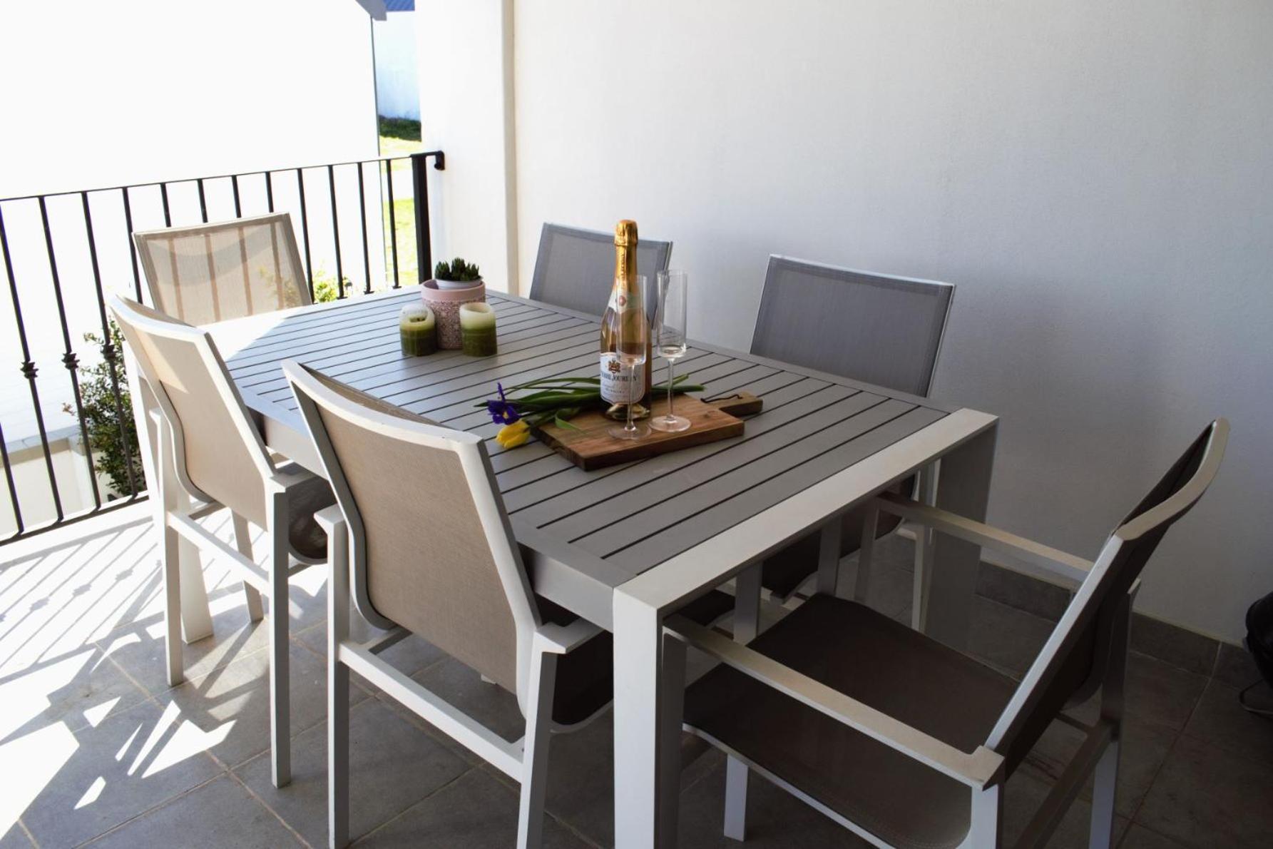 Spacious, Modern & Convenient Franschhoek Exterior photo