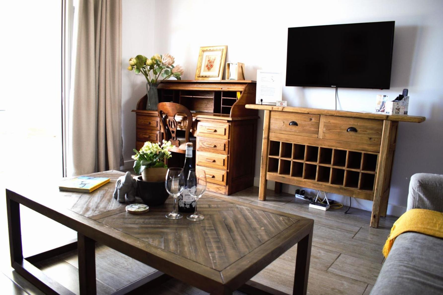 Spacious, Modern & Convenient Franschhoek Exterior photo